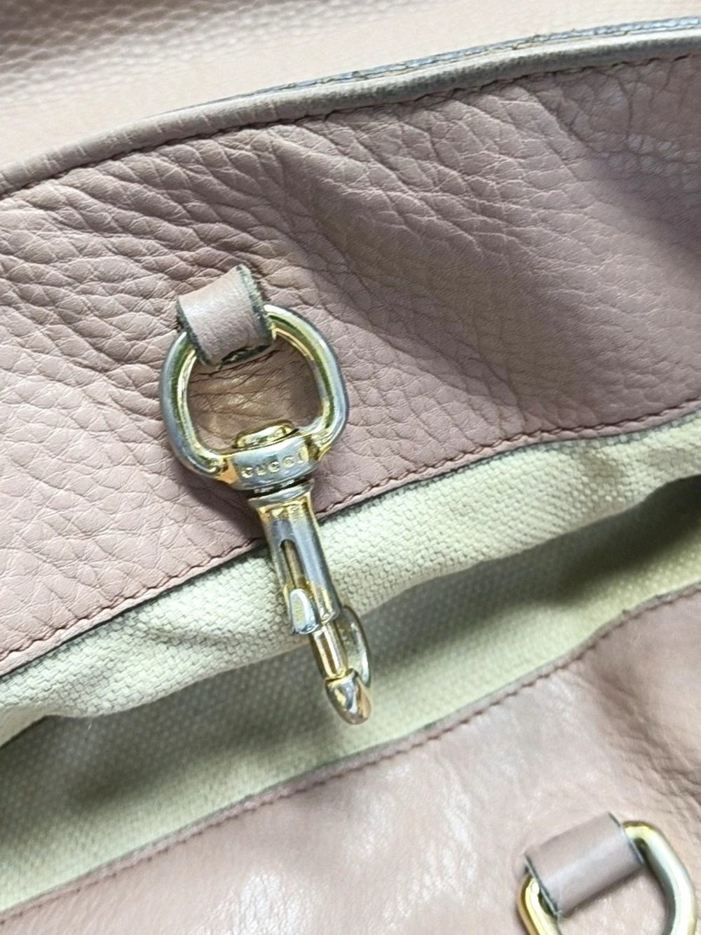 Gucci Blush Tan Soho Leather Shoulder Bag with Tassel - Picture 8 of 16